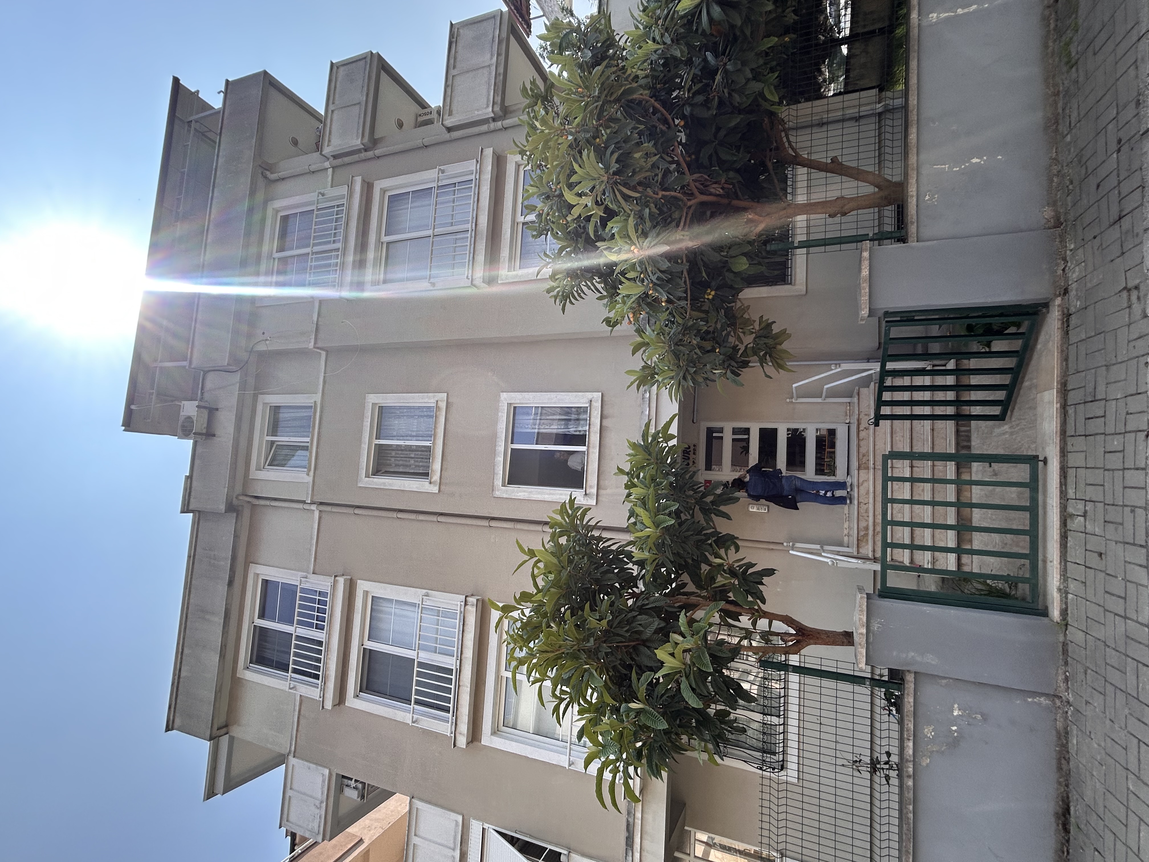 YALOVA BAHÇELİEVLERDE SATILIK 3+1 HUZUR DOLU DAİRE